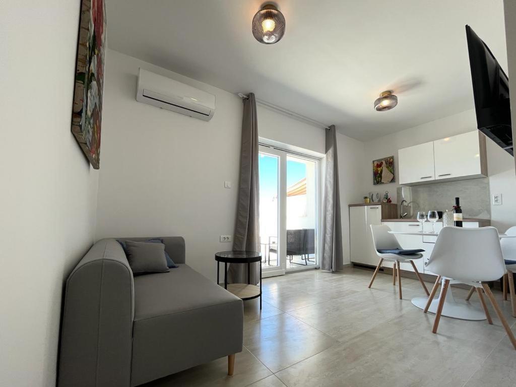 Apartment D&m