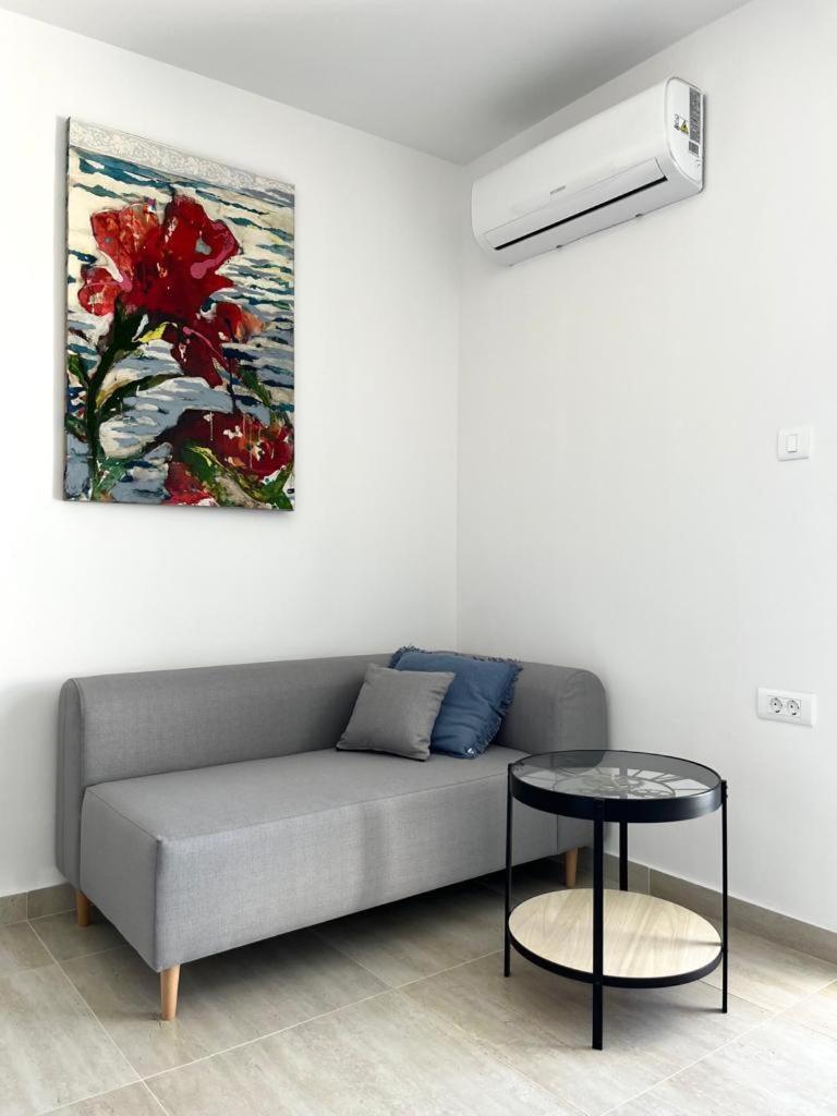 D&m Apartment *