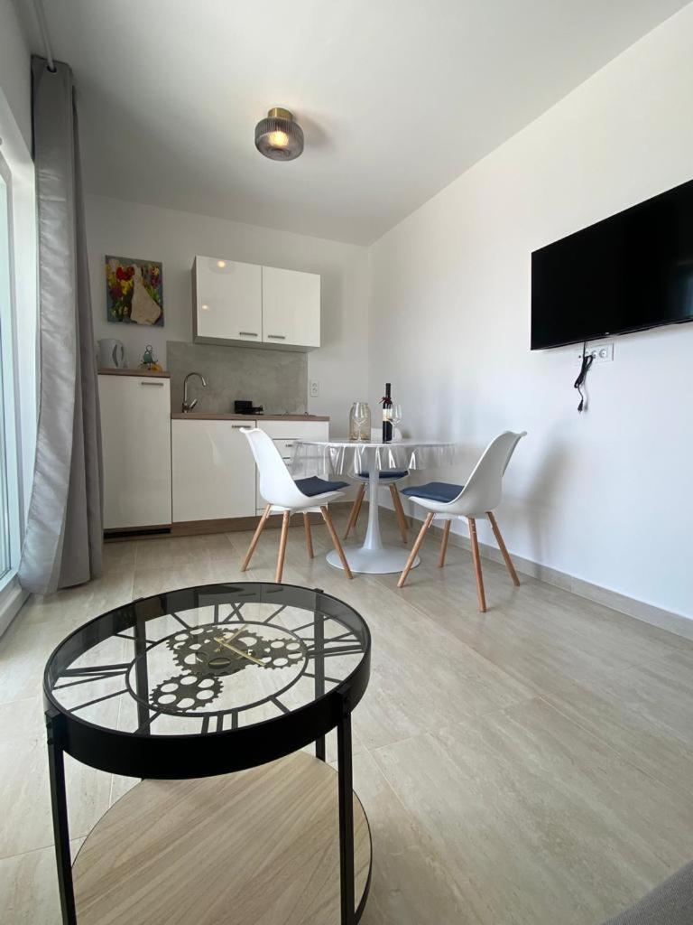 D&m Apartment