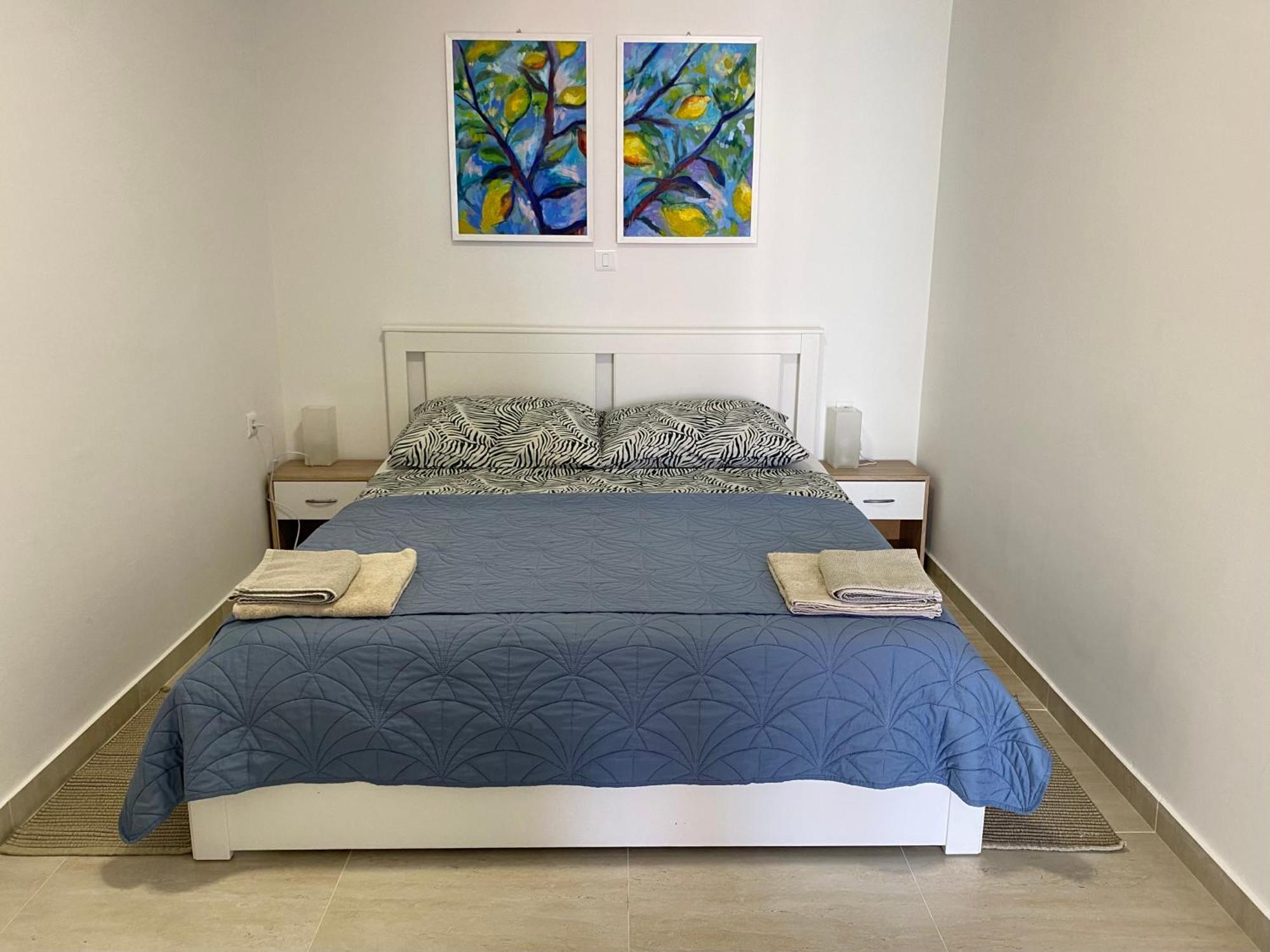 D&m Apartment *